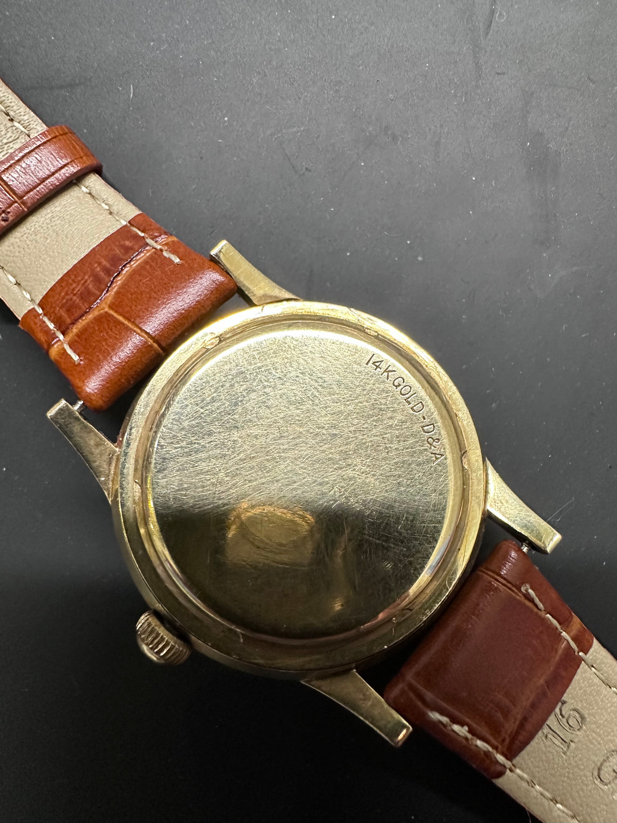 IWC "Calatrava" 14K Yellow Gold Manual Wind – Caliber 89 (1950s) - Johny Watches